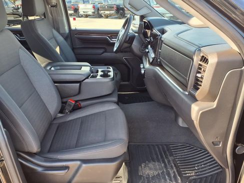 Used 2024 GMC Sierra 1500 Elevation image 12