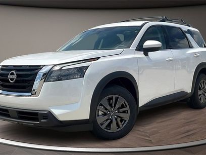 New 2025 Nissan Pathfinder SV w/ SV Premium Package