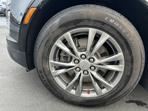 Used 2023 Cadillac XT5 Premium Luxury image 12