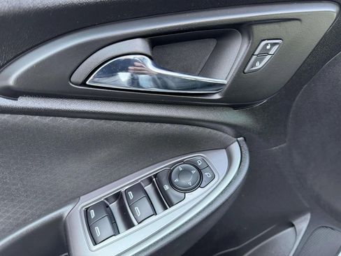 Used 2023 Chevrolet Malibu LS FWD image 14