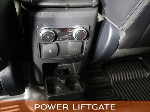Used 2023 Ford Explorer Limited AWD/4WD image 20