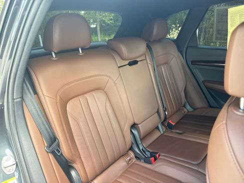 Used 2018 Audi Q5 2.0T Premium w/ Convenience Package AWD/4WD image 32