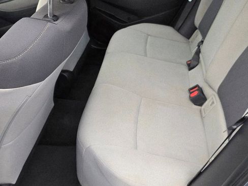 Used 2020 Toyota Corolla LE image 9