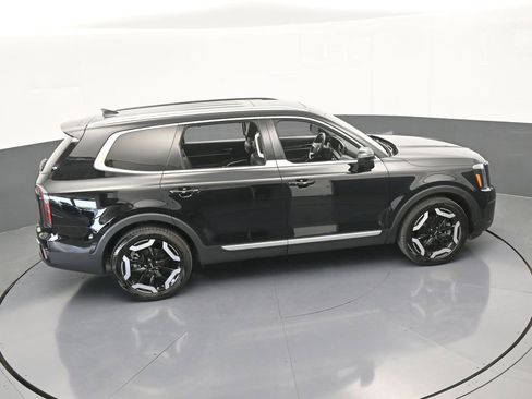 Used 2024 Kia Telluride EX image 56