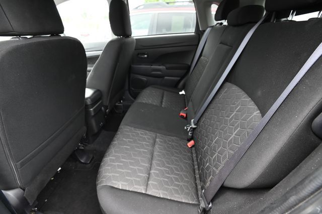 Used 2025 Mitsubishi Outlander Sport ES AWD/4WD image 11