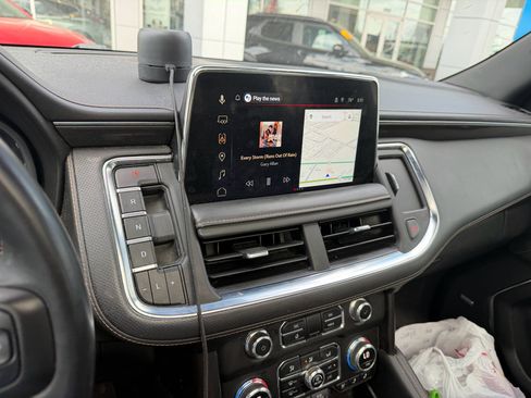 Used 2023 GMC Yukon AT4 image 9