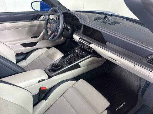 Certified 2025 Porsche 911 Carrera image 25