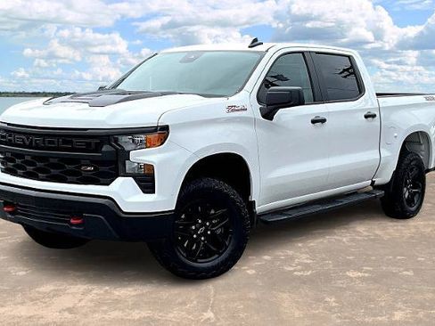 Used 2024 Chevrolet Silverado 1500 Custom Trail Boss image 3