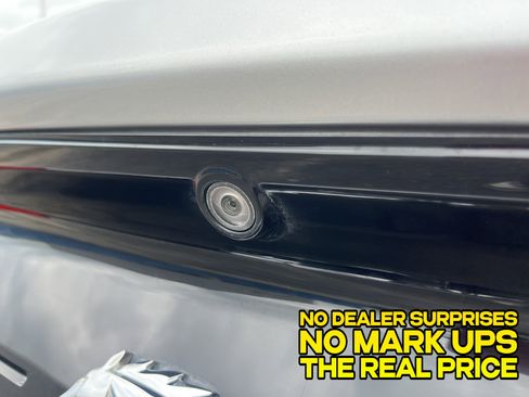 Used 2019 Ford Mustang Coupe RWD image 4