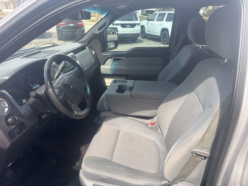 Used 2011 Ford F150 XLT w/ XLT Chrome Pkg image 6