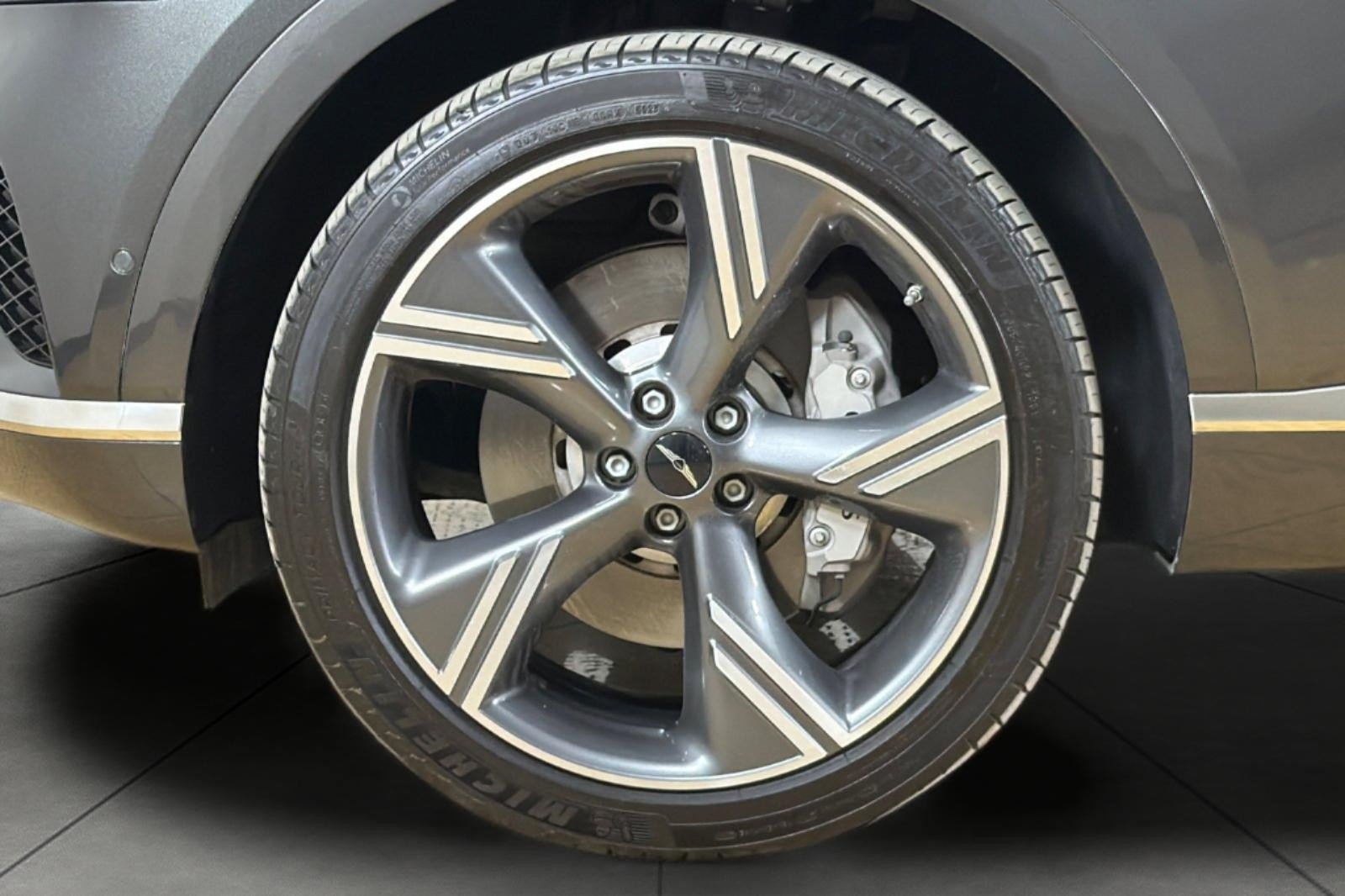 Used 2025 Genesis GV80 3.5T Prestige AWD/4WD image 25