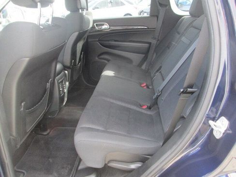 Used 2012 Jeep Grand Cherokee Laredo image 11