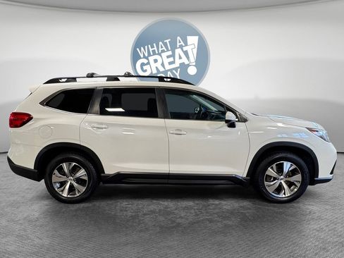 Used 2019 Subaru Ascent Premium w/ Popular Package #3 AWD/4WD image 2