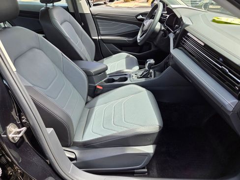 Used 2026 Volkswagen Jetta SEL FWD image 21