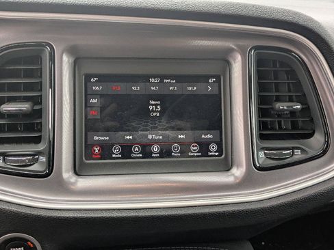 Used 2022 Dodge Challenger R/T RWD image 11