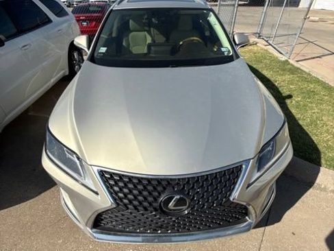 Used 2020 Lexus RX 350L FWD w/ Premium Package image 4