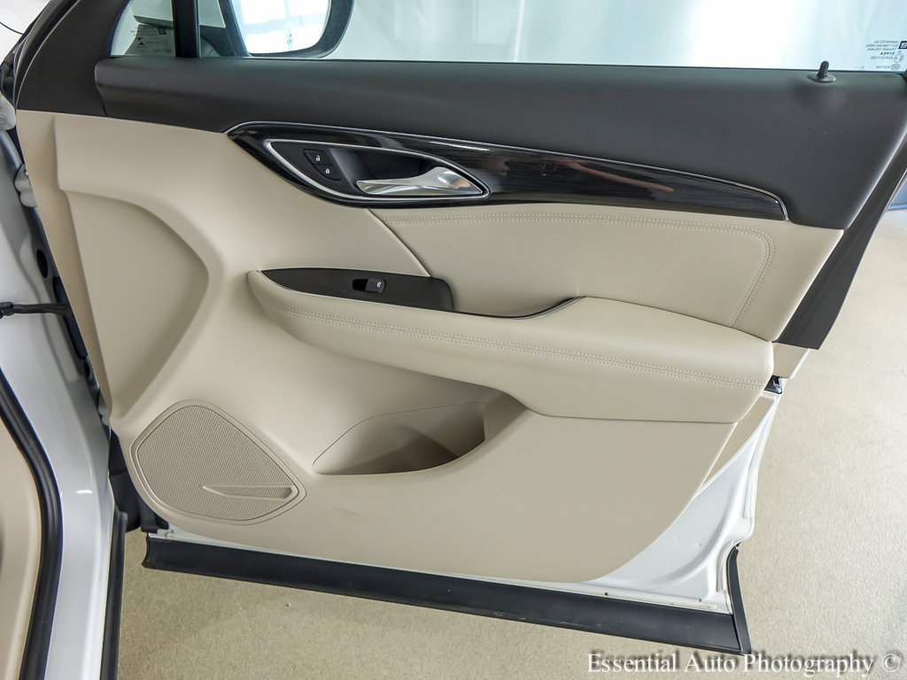 Used 2023 Buick Envision Essence AWD/4WD image 22