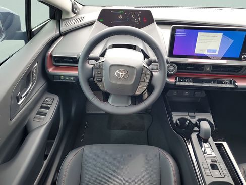 New 2026 Toyota Prius Plug-In Hybrid FWD image 16