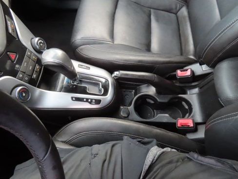 Used 2012 Chevrolet Cruze LTZ image 25
