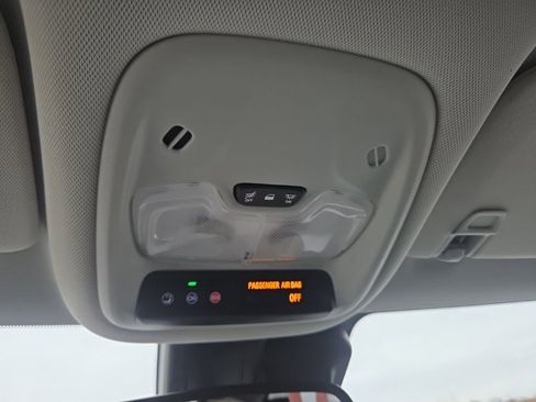 Certified 2023 Chevrolet TrailBlazer LT w/ Convenience Package image 37