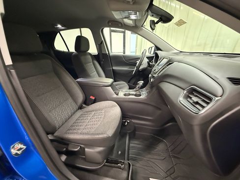 Certified 2024 Chevrolet Equinox LT w/ LPO, Floor Liner Package image 23