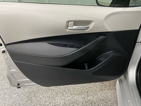 Used 2020 Toyota Corolla L image 9