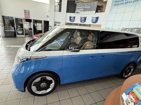 New 2025 Volkswagen ID. Buzz Pro S image 3