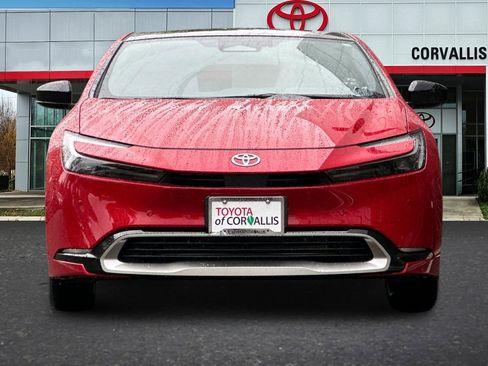 New 2026 Toyota Prius Plug-In Hybrid image 3