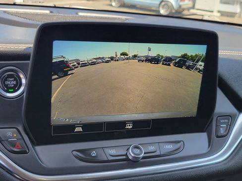 Used 2024 Chevrolet Blazer LT image 15