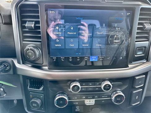 Used 2024 Ford F150 XLT image 29