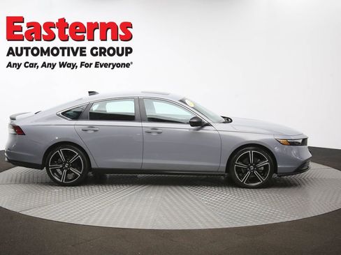 Used 2025 Honda Accord Sport image 46