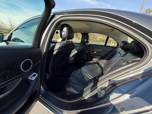 Used 2017 Mercedes-Benz C 300 4MATIC Sedan image 12