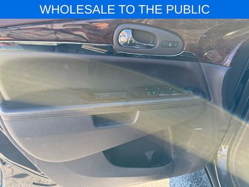 Used 2013 Buick Enclave Leather w/ Trailering Provision Package image 10