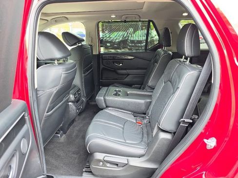 Used 2023 Honda Pilot Elite image 22