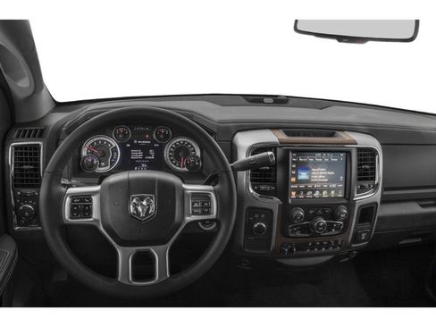 Used 2018 RAM 2500 Laramie w/ Snow Chief Group AWD/4WD image 2