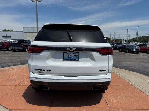 Used 2023 Chevrolet Traverse Premier AWD/4WD image 5