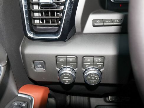 New 2026 GMC Sierra 1500 Denali Ultimate AWD/4WD image 28