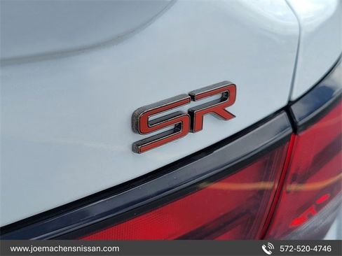 New 2025 Nissan Sentra SR image 12