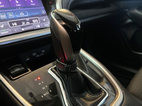 Used 2022 Subaru Outback Premium image 21