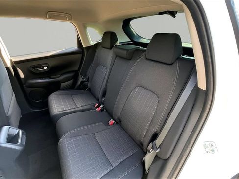 Certified 2025 Honda HR-V LX image 16