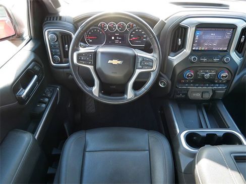 Used 2022 Chevrolet Silverado 1500 LTZ w/ LTZ Premium Package image 9