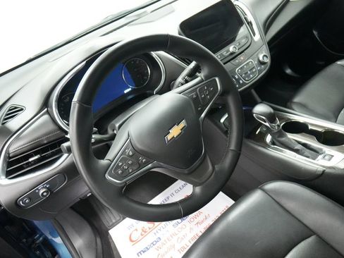 Used 2024 Chevrolet Malibu LT FWD image 12