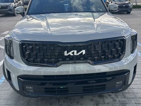 Used 2024 Kia Telluride SX Prestige X-Line image 1