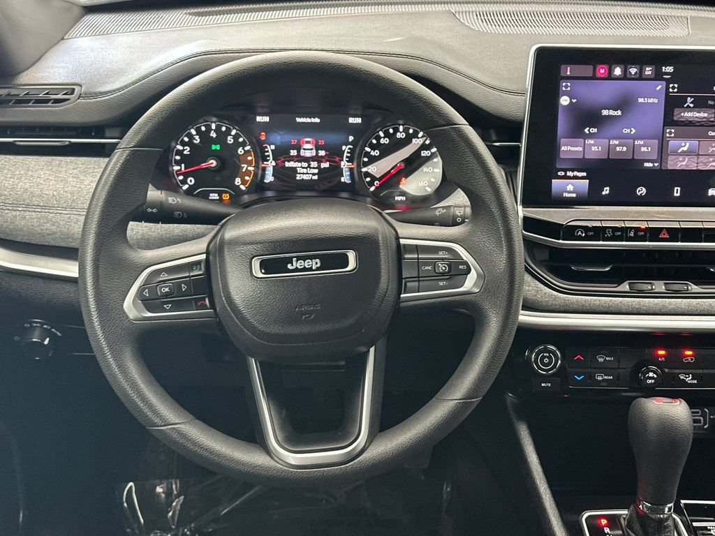 Used 2024 Jeep Compass Sport AWD/4WD image 13