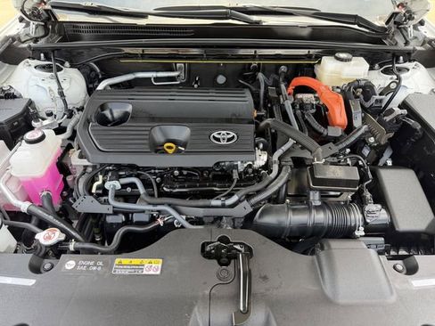 Used 2024 Toyota Crown Limited image 33