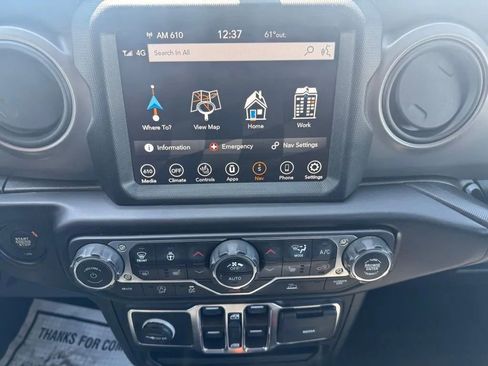 Used 2022 Jeep Wrangler Unlimited Sport AWD/4WD image 28