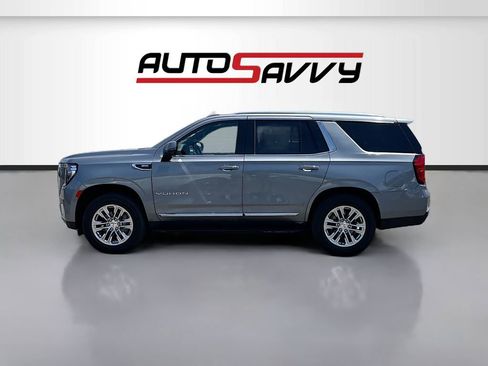 Used 2022 GMC Yukon SLT w/ SLT Premium Package AWD/4WD image 4