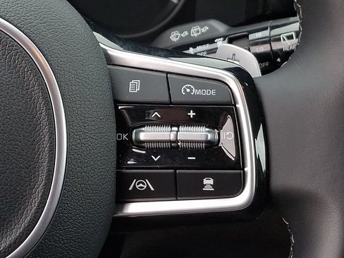 Certified 2023 Kia Sorento EX AWD/4WD image 18