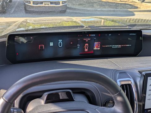 Certified 2025 Ford Expedition Platinum w/ Platinum Ultimate Package AWD/4WD image 20
