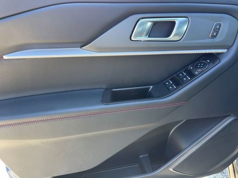 New 2026 Ford Explorer ST-Line image 7